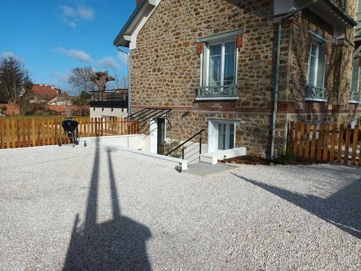 Calme Absolu, Terrasse Et Parking Entre Paris Et Disney Vaires-sur-Marne Exterior photo